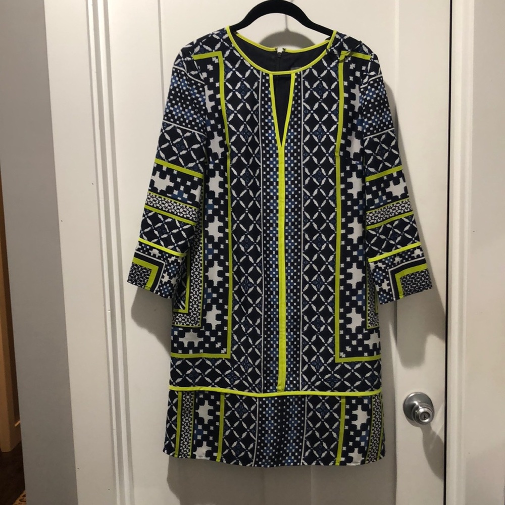 Vince Camuto sz 8 lined dress
